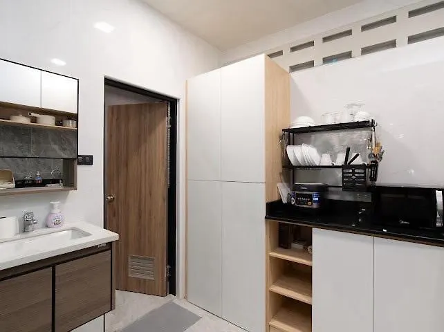 Elegant 3br Townhouse Near Siam & Bts 6 Guests Apartment *