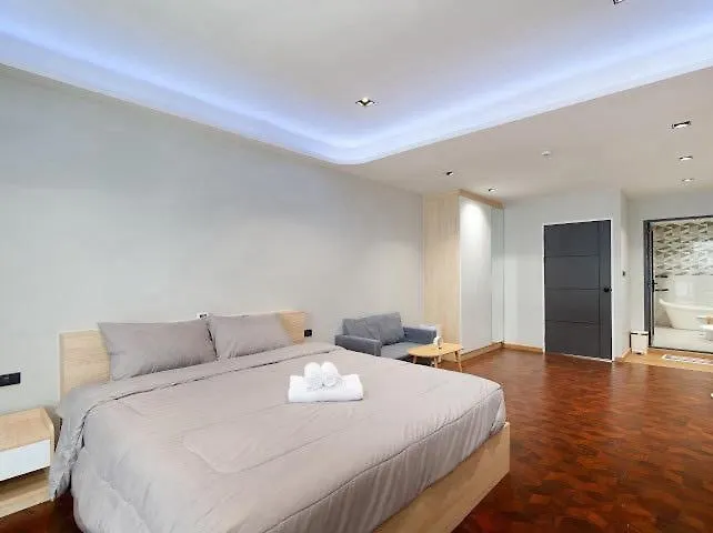 Elegant 3br Townhouse Near Siam & Bts 6 Guests *