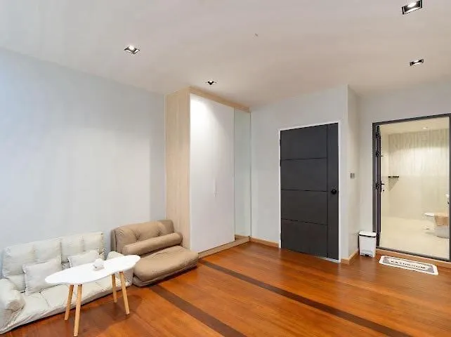 Apartment Elegant 3br Townhouse Near Siam & Bts 6 Guests Bangkok