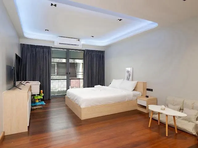 Elegant 3br Townhouse Near Siam & Bts 6 Guests Apartment