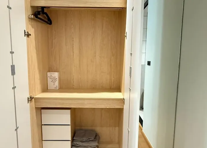 Elegant 3br Townhouse Near Siam & Bts 6 Guests