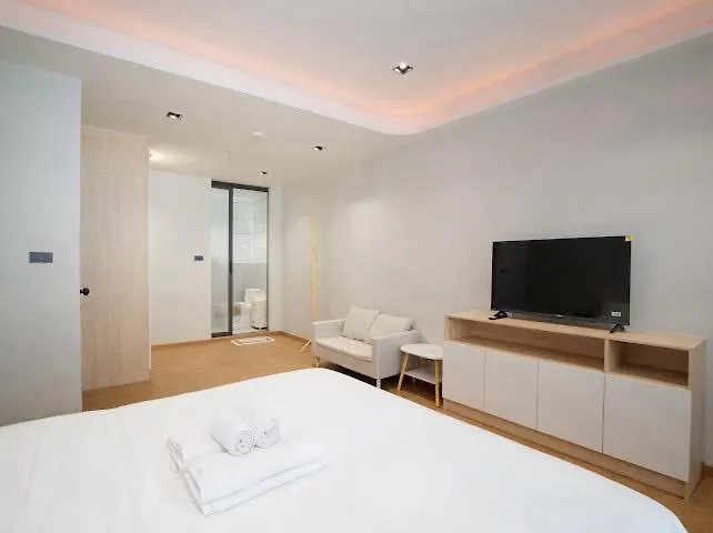 Elegant 3br Townhouse Near Siam & Bts 6 Guests