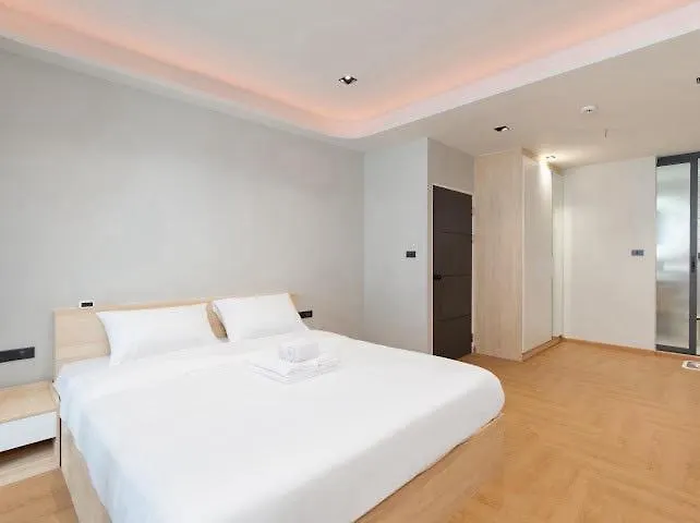 Elegant 3br Townhouse Near Siam & Bts 6 Guests Bangkok