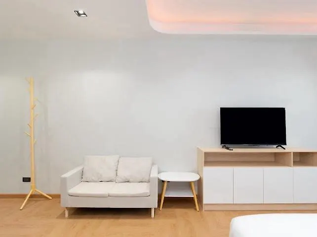 Elegant 3br Townhouse Near Siam & Bts 6 Guests