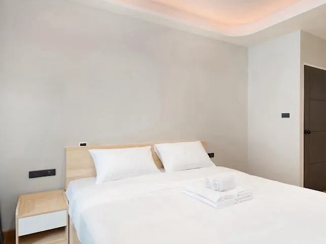 Elegant 3br Townhouse Near Siam & Bts 6 Guests Apartment *
