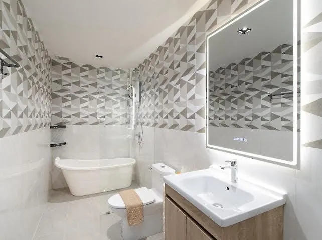 Elegant 3br Townhouse Near Siam & Bts 6 Guests *