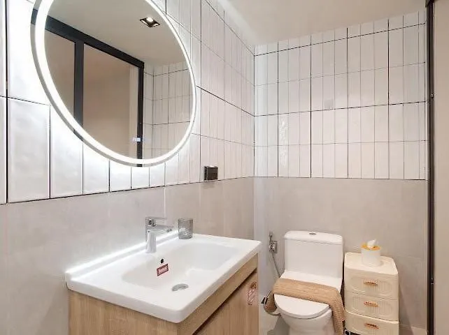 Elegant 3br Townhouse Near Siam & Bts 6 Guests Apartment